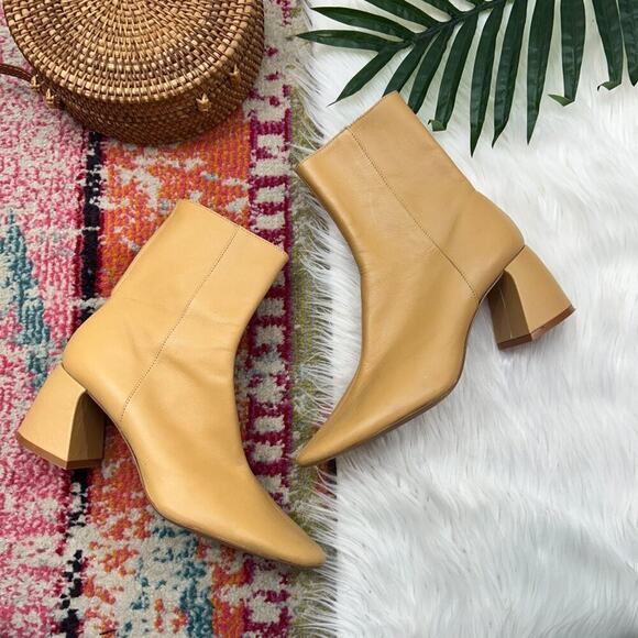 Zara Neutral Tan Square Toe Minimalist Block Heel Leather Ankle Boot 38/8 - Picture 1 of 10